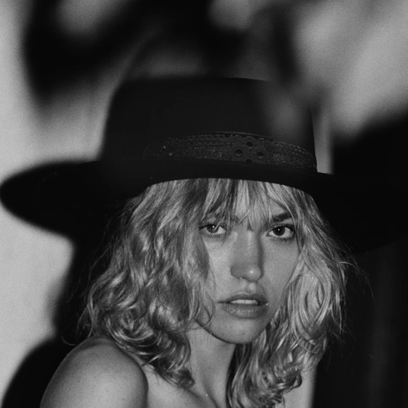 Lack of Color Black Sierra Hat - Picture 2 of 4